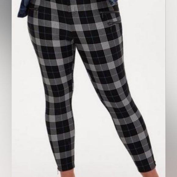 Torrid Ankle Skinny Studio Luxe Pants Size 3 - Picture 2 of 5